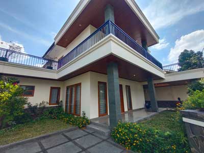 Rumah Mewah Pejaten Siap Huni