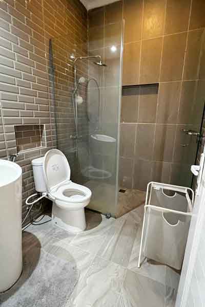 Hidden Gem di Permata Hijau! Rumah 3 Lantai Desain Modern