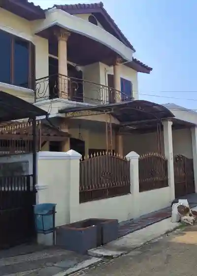 Rumah Fully Furnished SHM Siap Huni Lokasi Strategis Di Bintaro
